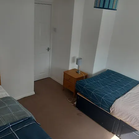 Cozy Bromley Hideaway - Perfect For Couples Villa